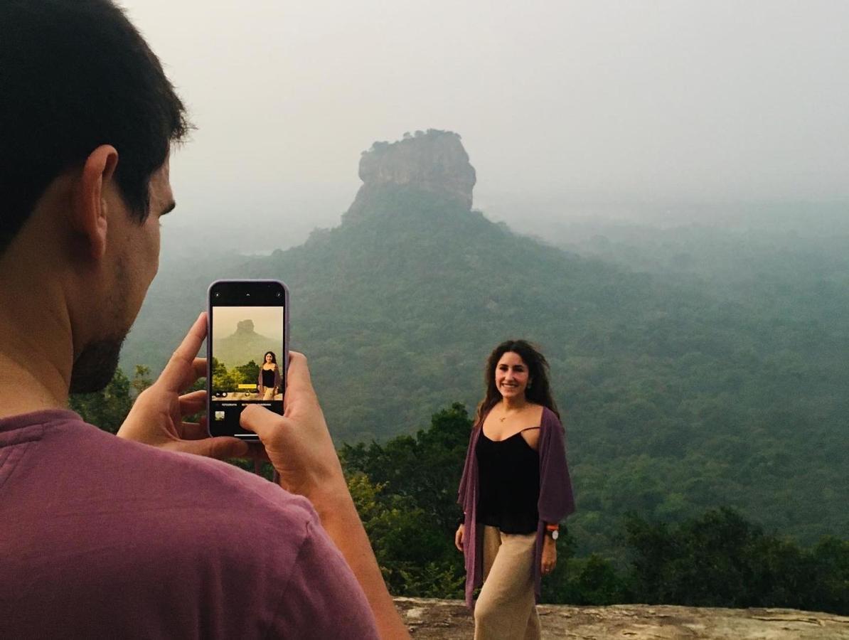 Hotel Sigiriya Kele Exteriör bild