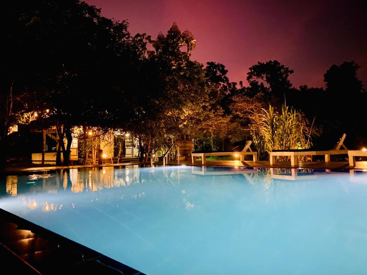 Hotel Sigiriya Kele Exteriör bild